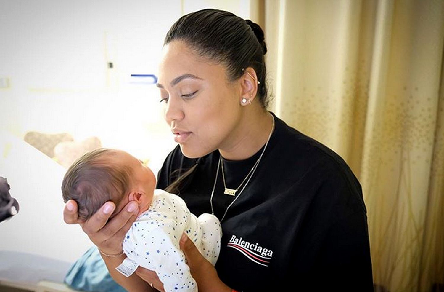 Ayesha Curry Shares 'Intimate Moment' with Newborn Son